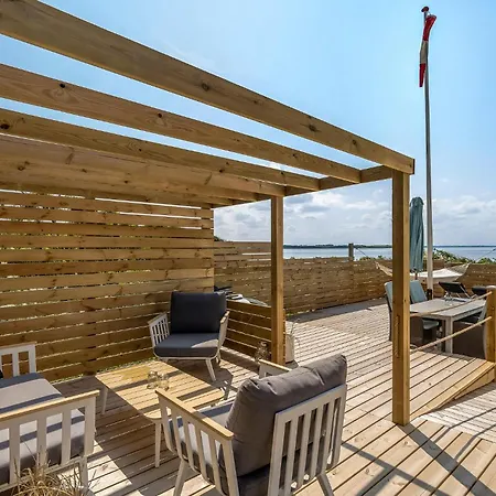 Lovely In With Wifi Holiday home