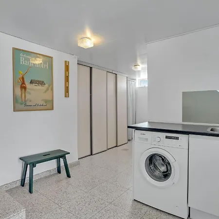 Holiday home Lovely In With Wifi